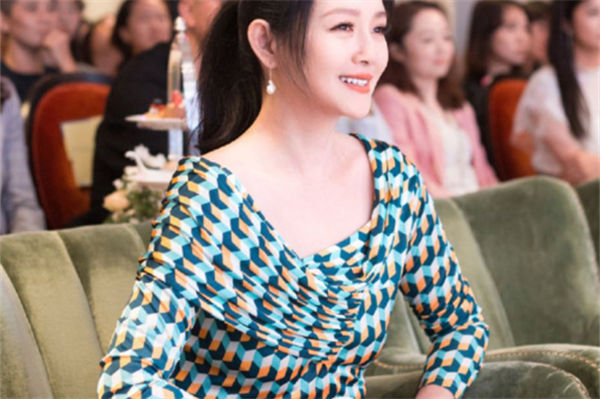 为什么说大s整容失败?大s具俊晔承认已怀三胎是真的吗?