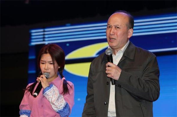 郭达老婆是谁?郭达怎么不上春晚了?