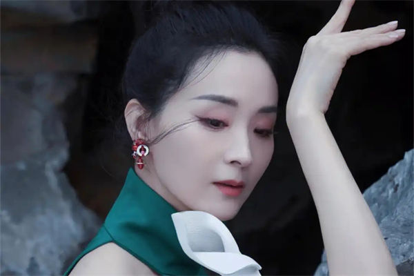 王艳老公是谁?王艳儿子是谁?