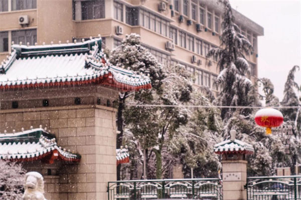 中南民族大学是几本?