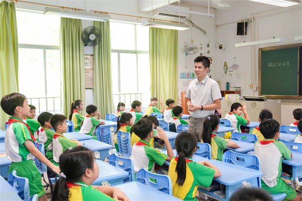 小学教师资格证要考哪些科目?